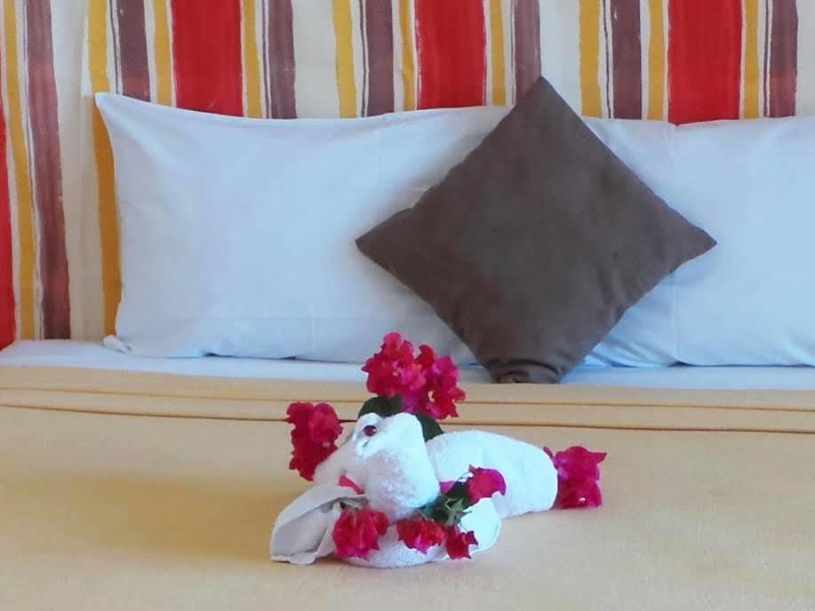 Hotel Cap Macabou Ле Вауклин Екстериор снимка